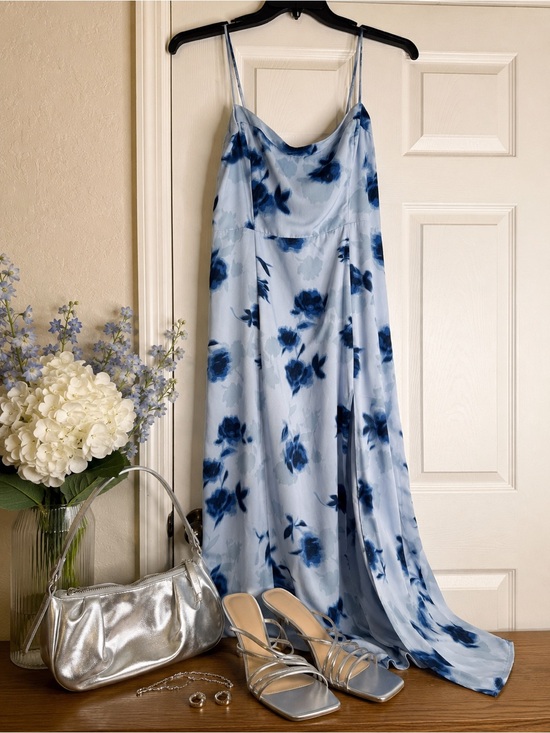 Abercrombie & Fitch Dresses & Skirts - Abercrombie & Fitch Light Blue Slip Top